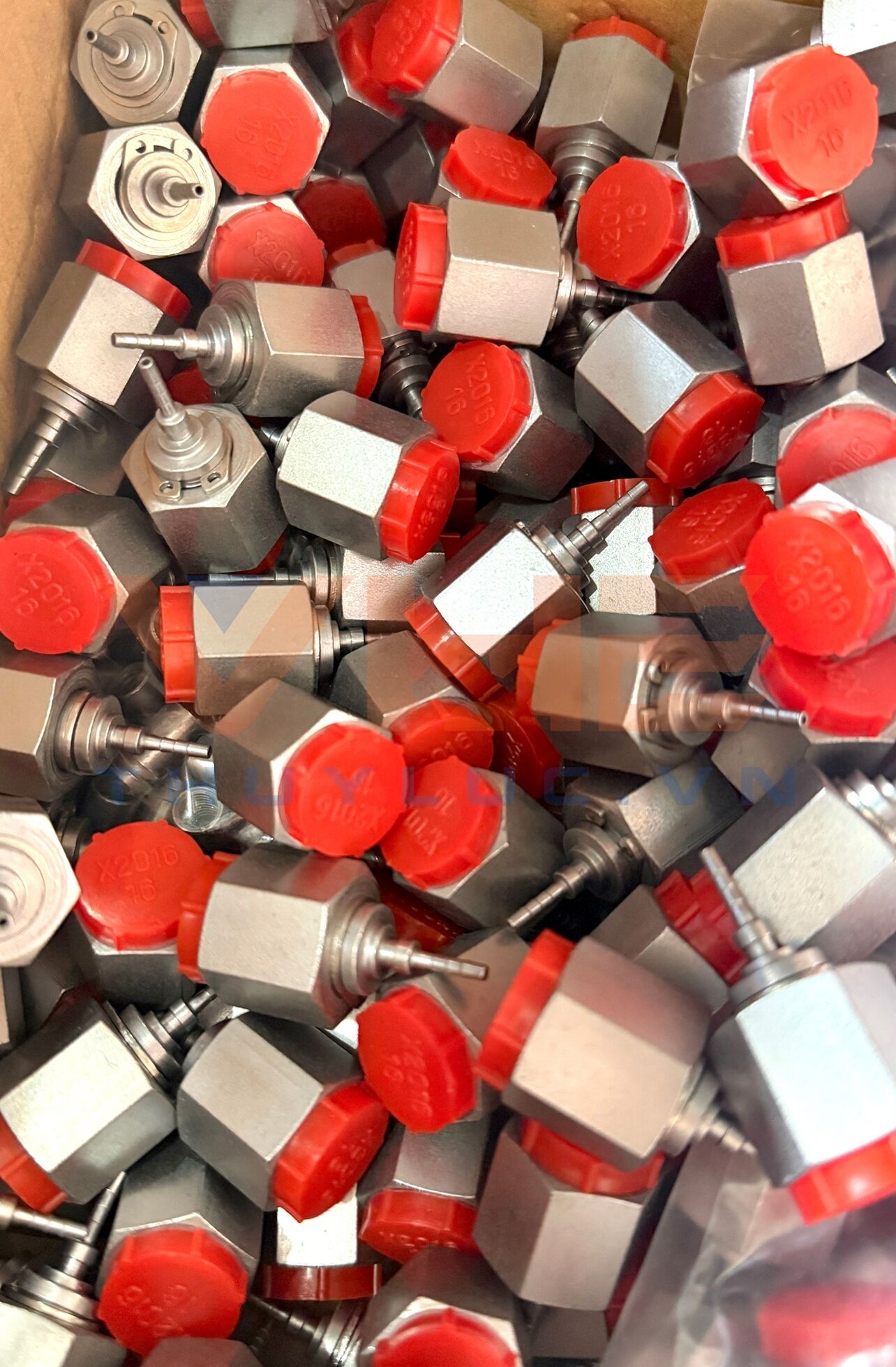 Large Stock of DN2 Crimp Fittings