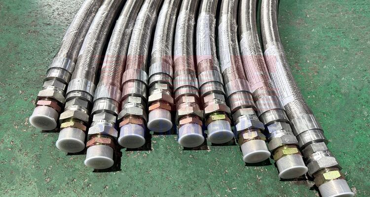 Ống cao su thủy lực Alfabiotech 1.1/4'' bấm đầu JIS kèm racco và bọc lưới inox