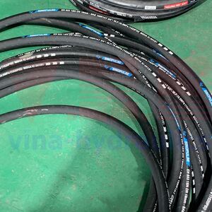 Sinopulse 1-layer 3/4'' steel hydraulic hose with 1 straight and 21 ...
