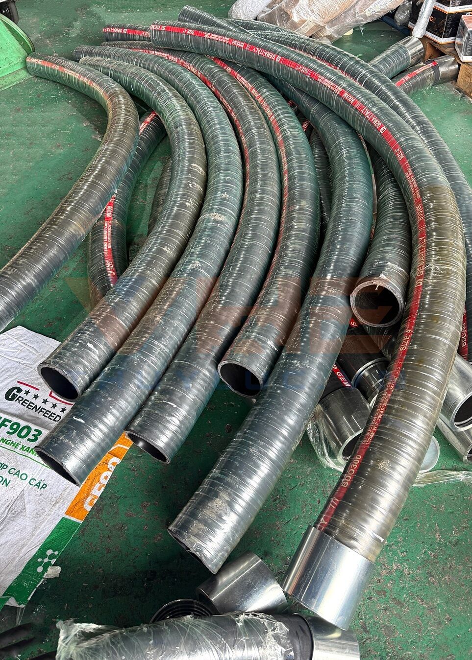 Gia công bấm đầu Ống hút và xả xăng dầu