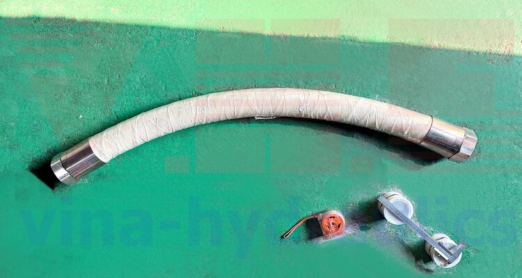 DN65 2.1/2'' insulated conduit with BSP stainless steel fittings and 30kg pressure test