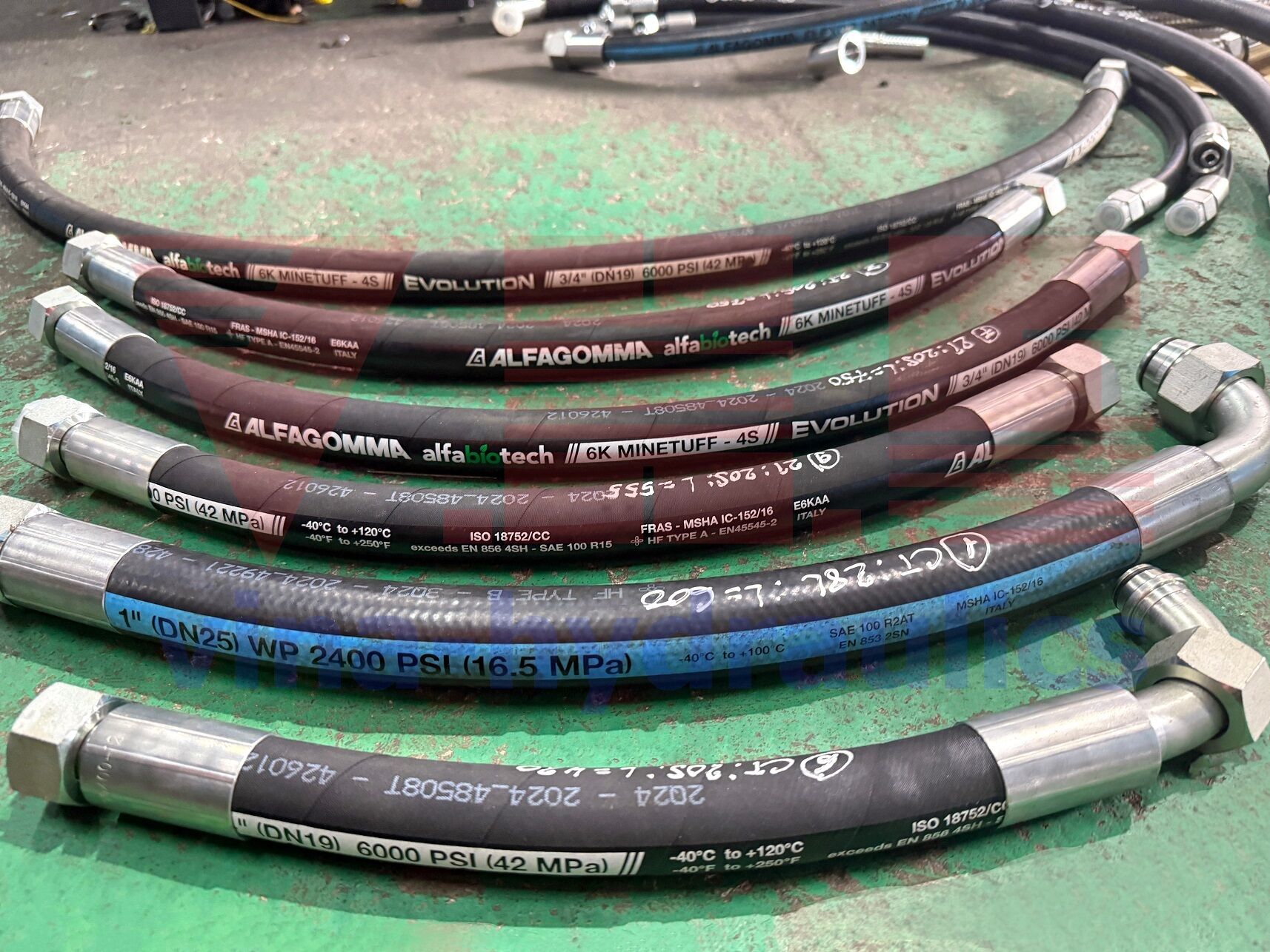 Minetuff 1'' hydraulic hose, Alfabiotech 3/4'' crimped with DIN crimping fittings