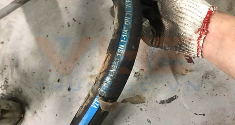 High-Temperature Hydraulic Hose Bursts - The Protective Solution Using Fire-Resistant PJ Sleeves
