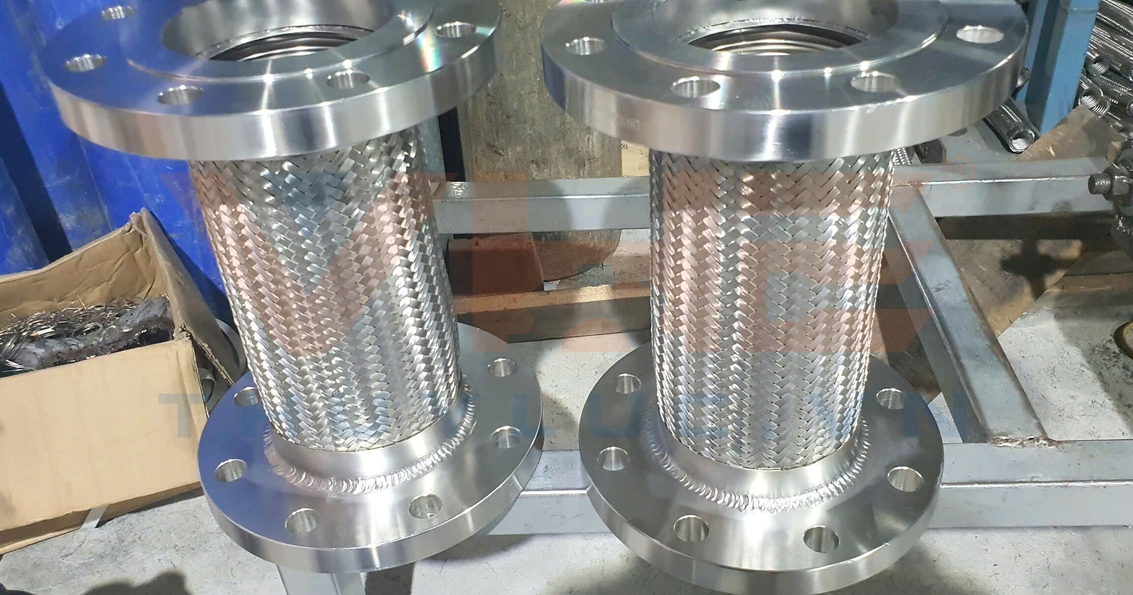 Ống mềm inox mặt bích