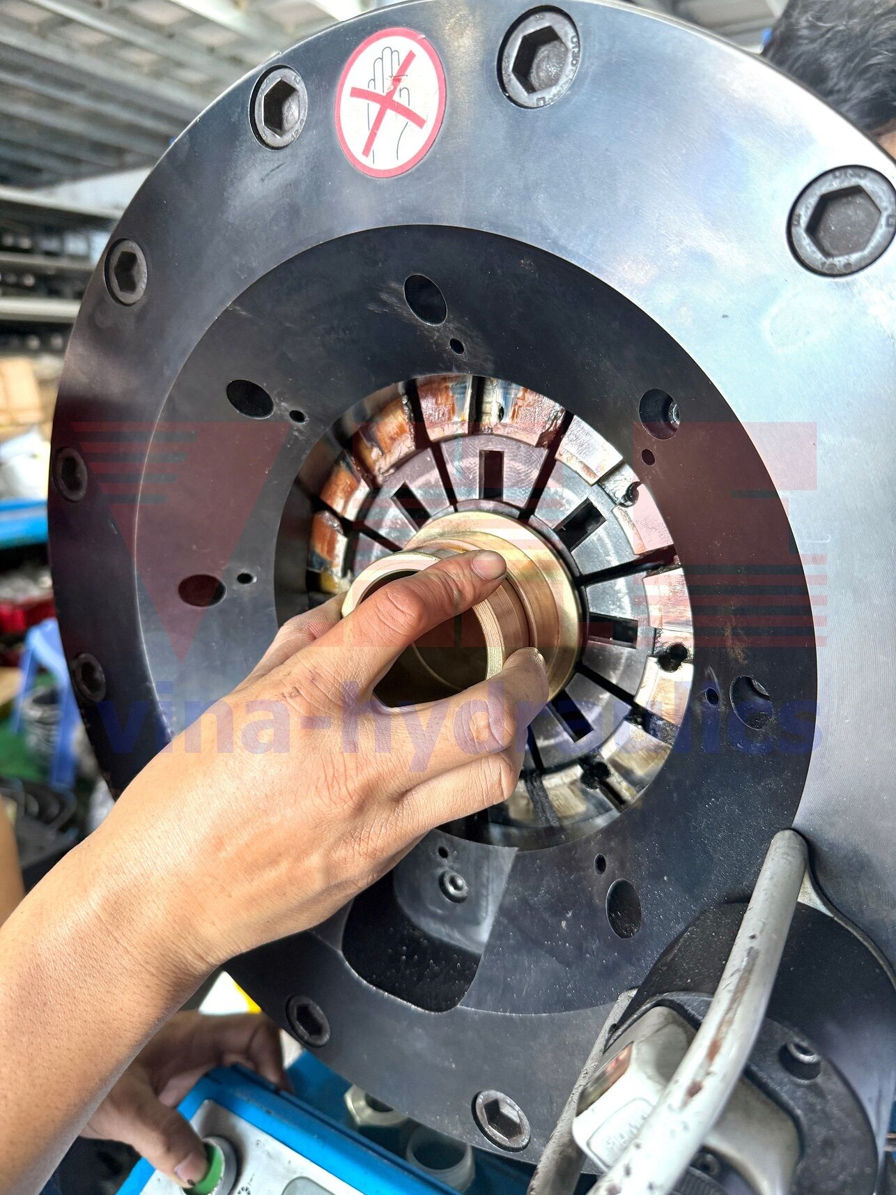 Crimping 50 units of Tomoken & Firest fire hoses