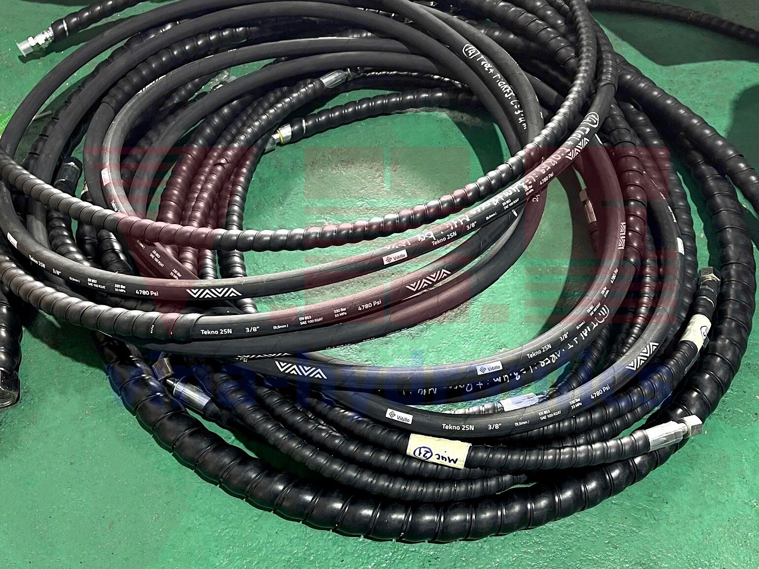 Thay thế ống thủy lực cũ giá tốt tại TPHCM