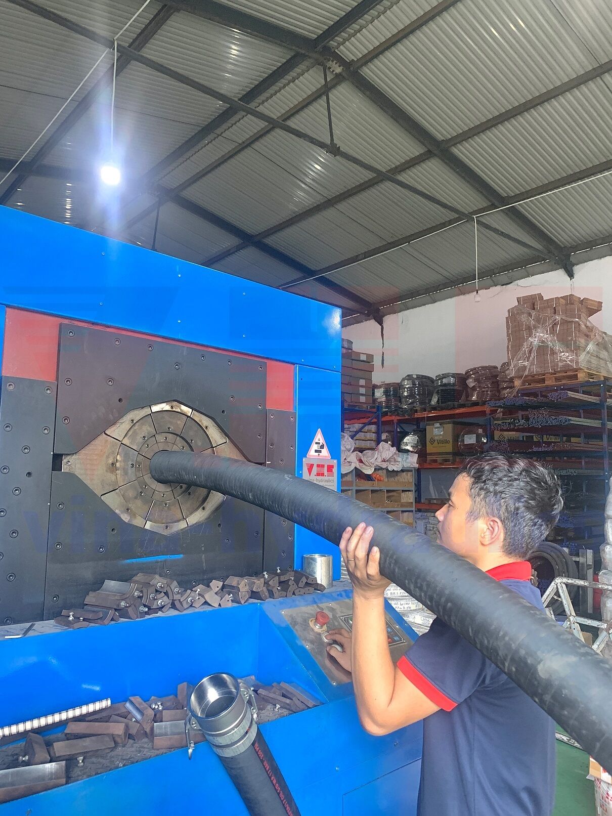 cheap, quality hydraulic hose pressing processing in Binh Duong