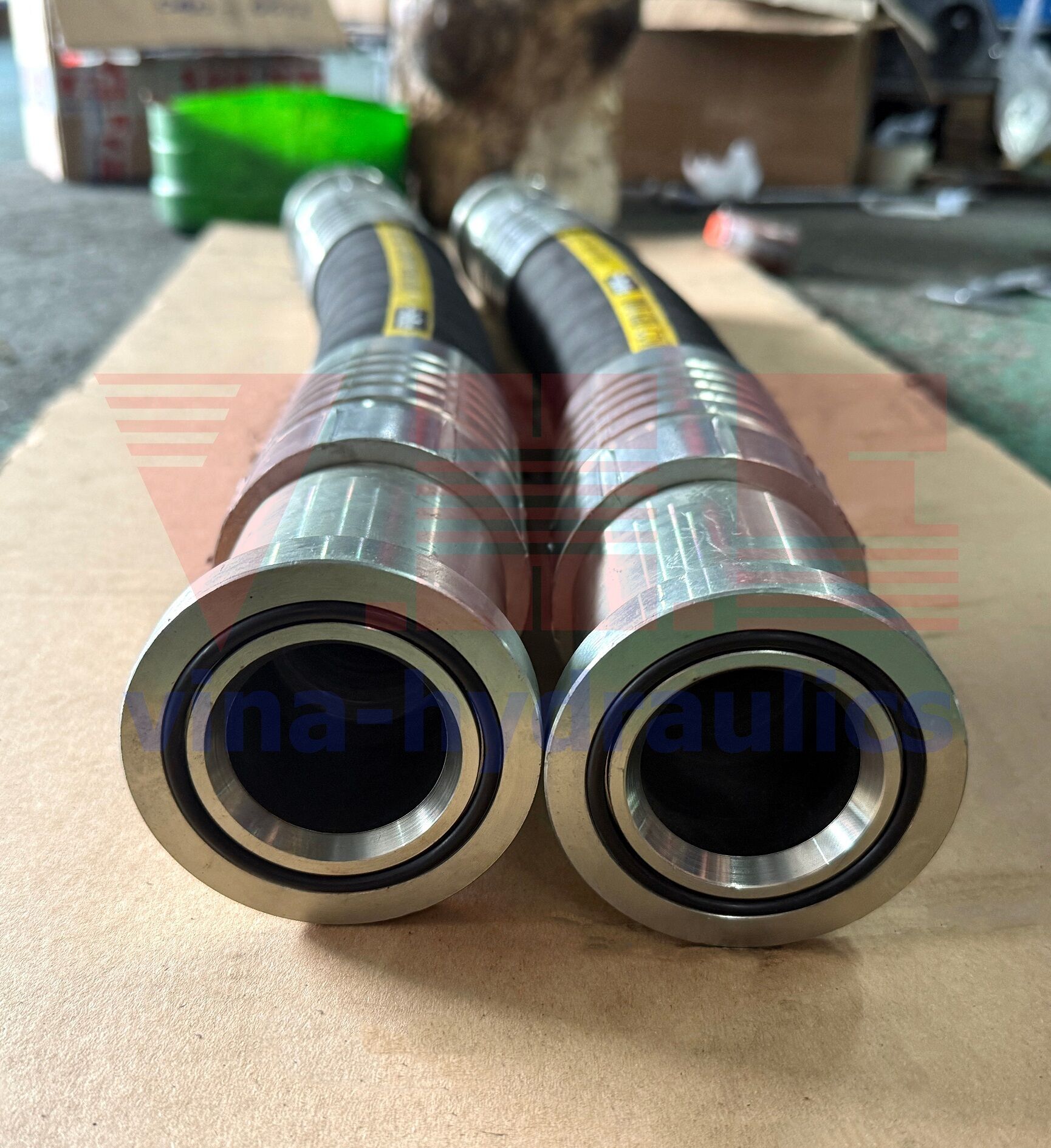 Parker R15 R42TC Hydraulic Hose 2'' Interlock Straight Flange with O-Ring.