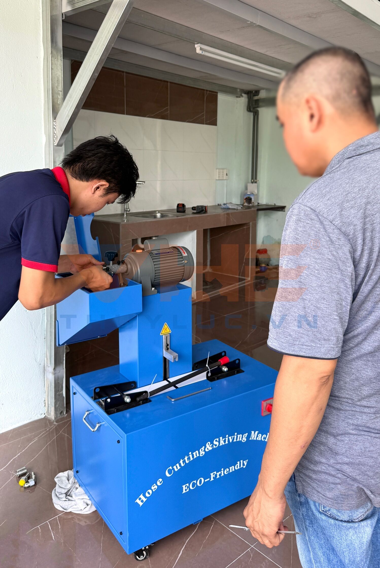 Hướng dẫn sử dụng Máy cắt gọt
