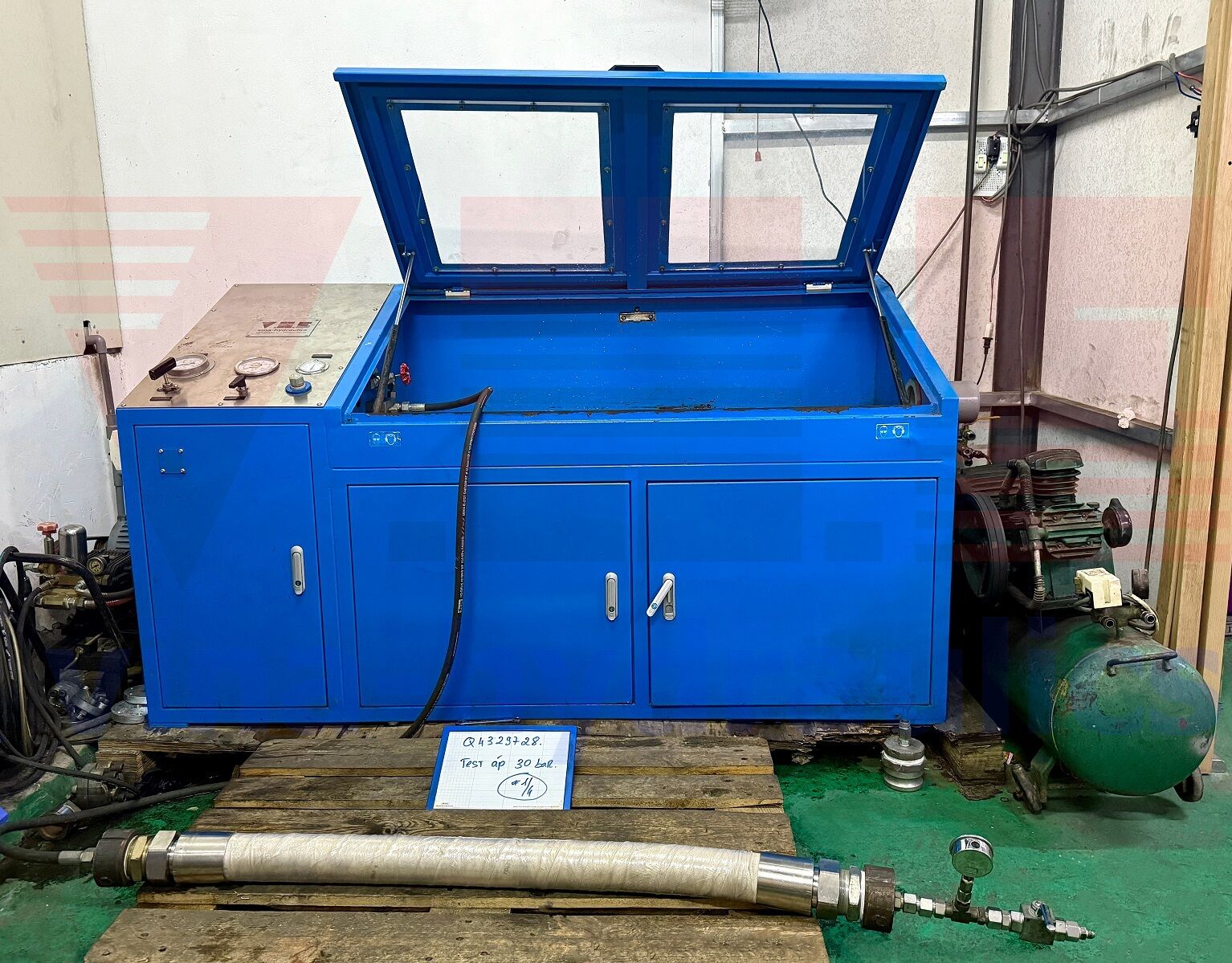 DN65 2.1/2'' insulated conduit with BSP stainless steel fittings and 30kg pressure test