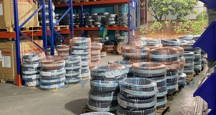 Cung cấp Tuy ô thủy lực da sần, da trơn số lượng lớn tại Hà Nội